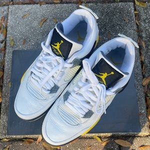 Jordan 4 LS Tour yellow (2006)